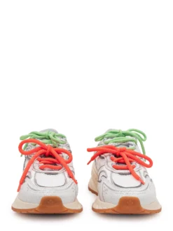 Crackle sneakers with contrast details