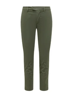 Gloria Capri Pants with Straight Leg