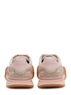 Low-Top Sneaker
