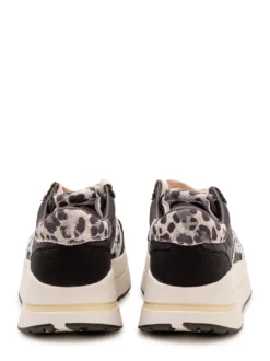 Low Top Sneakers with Contrast Panels
