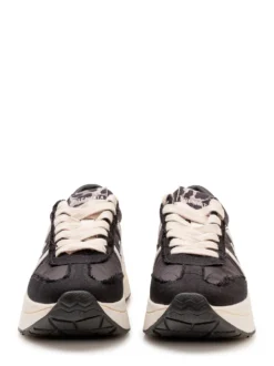 Low Top Sneakers with Contrast Panels