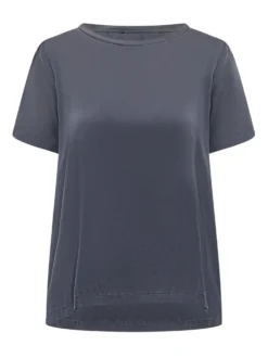 Round Neck Blouse with Curved Hem