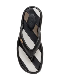 Rubber Flip Flops with Shaped Strap