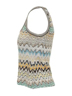 Sleeveless Knit Top with Buttons