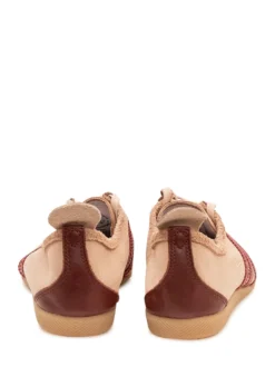 Sneakers Japan with Contrast Inserts and Laces