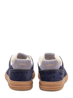 Sneakers with Laces and Inserts