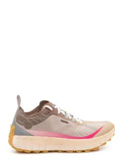 Sport Shoe with Laces and Treaded Sole