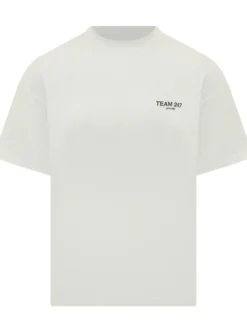 T-shirt with chest logo print