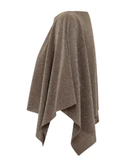 Wide Cape with Asymmetric Edges